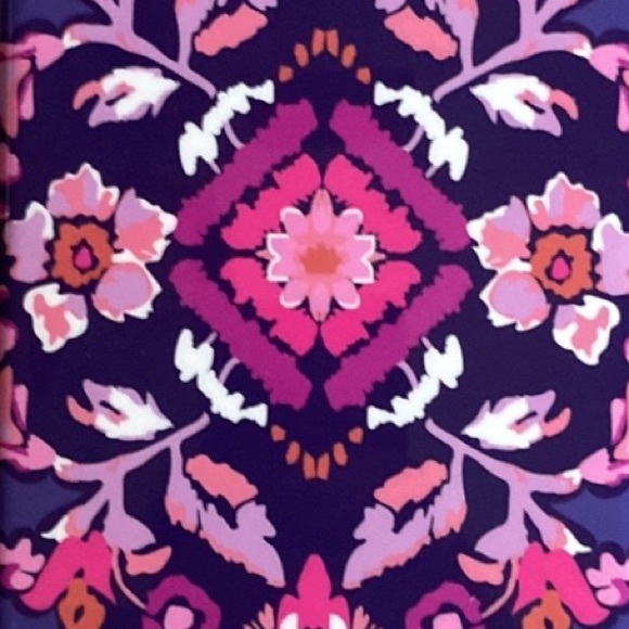 Vera Bradley Factory Style Protective Slim
Case iPhone Plus Magenta Medallion - Picture 11 of 11